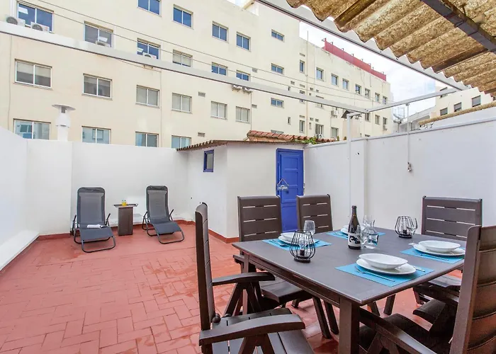 Apartman Flat 3 Bedroom In Extramurs