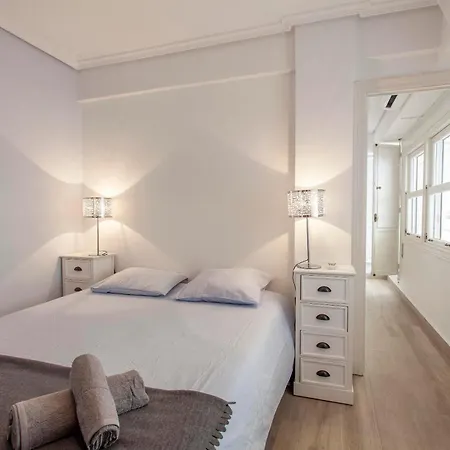 Апартаменты Flat 3 Bedroom In Extramurs Валенсия