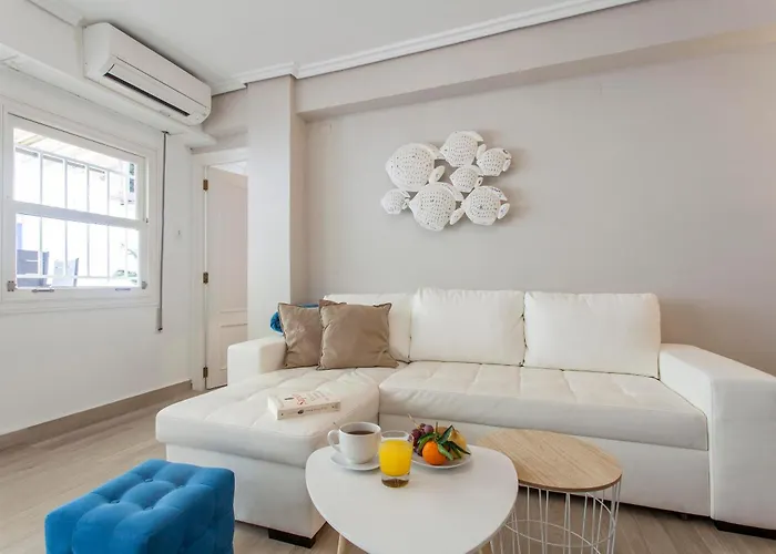 Flat 3 Bedroom In Extramurs Valenza